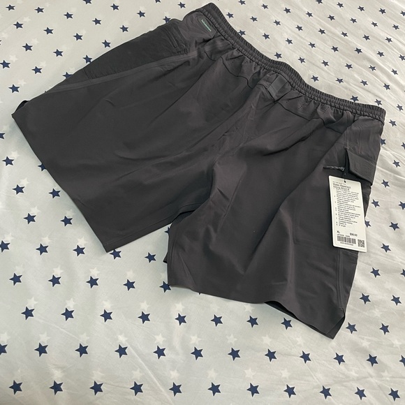 Water repellent hiking short - Picture 3 of 6